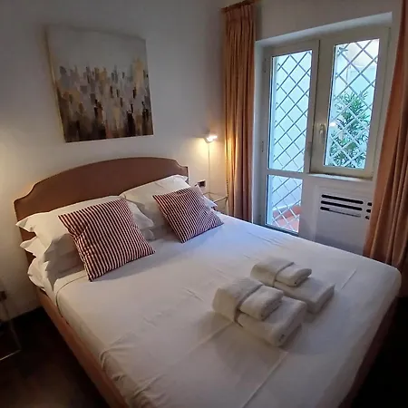 Elizabeth's Place Spanish Steps Διαμέρισμα